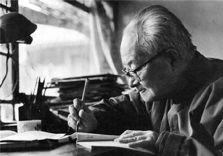 沈从文和范曾的恩怨纠葛