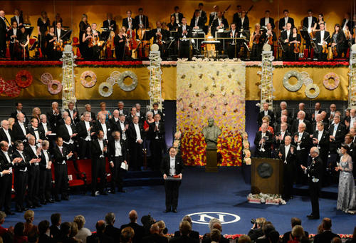 诺贝尔文学奖的评判标准 诺贝尔文学奖是怎么评出的